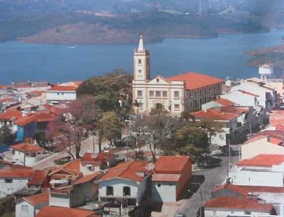 Nazaré-Paulista-Rusticana-